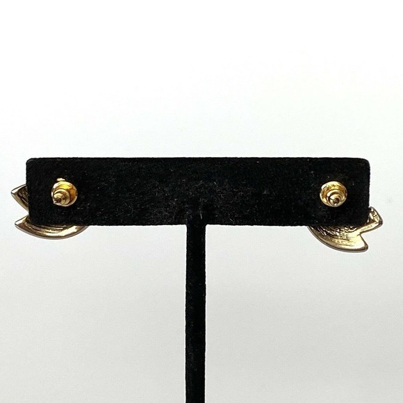 TAT Swirl design gold tone faux pearl stud earrings Signed - Picture 4 of 12